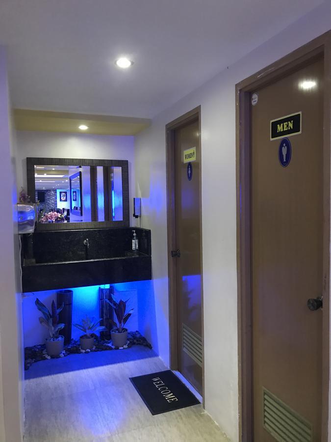 Royal Mansion Hotel Tabaco Esterno foto