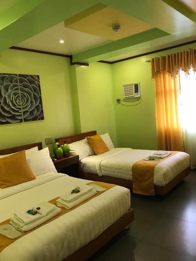 Royal Mansion Hotel Tabaco Esterno foto
