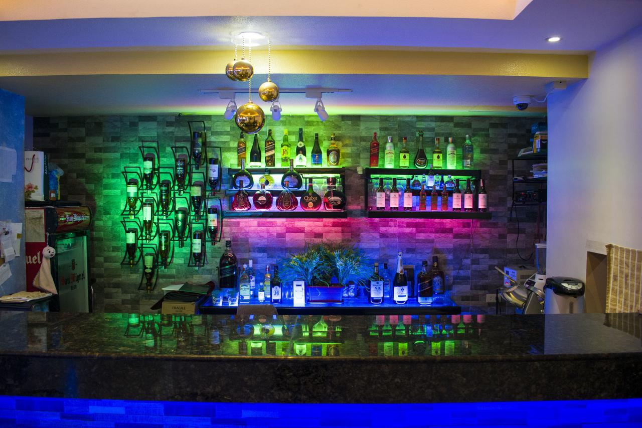 Royal Mansion Hotel Tabaco Esterno foto